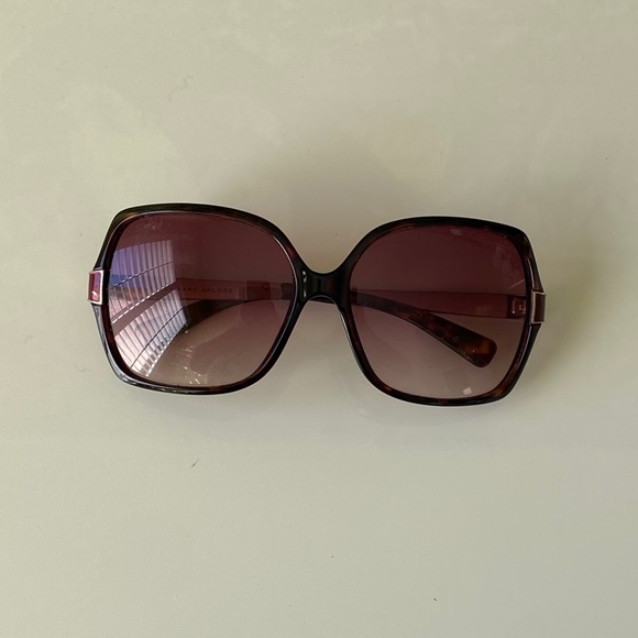 Marc by Marc Jacobs sunglasses excellent condition main image 6